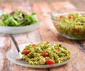 Pesto Pasta with Fresh Mozzarella and Cherry Tomatoes