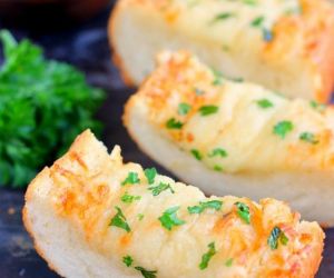 Cheesy Garlic Bread