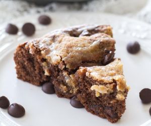 Dark Chocolate Toffee Coffee Cake