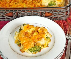 Cheesy Chicken, Broccoli and Rice Casserole