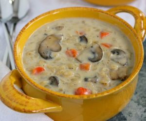 Mushroom Barley Soup