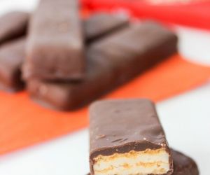 Kit Kat Chocolate Bar Copycat Recipe