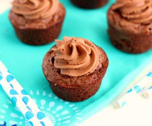 Brownie Bites with Nutella Frosting