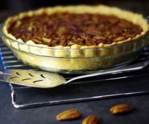 Chocolate Bourbon Pecan Pie