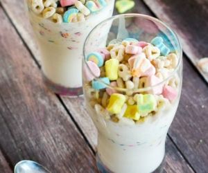 Lucky Charms Pot O'Gold Milkshakes