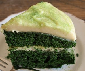 Green Velvet Cake with Baileys Cream Cheese Frosting