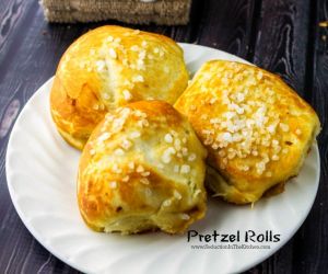 PRETZEL ROLLS