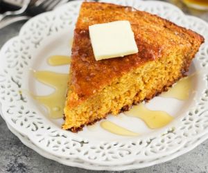 Skillet Honey Cornbread