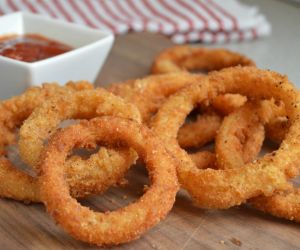 Homemade Extra Crispy Onion Rings