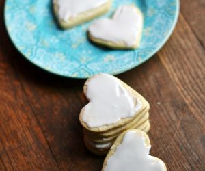 HEART SHAPED SUGAR COOKIES