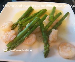 Shrimp and Asparagus au Bearnaise en Papillote