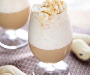 Caramel Frappuccino (Starbucks Copycat)