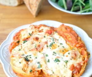 Chicken Ricotta Stuffed Shells with Kale