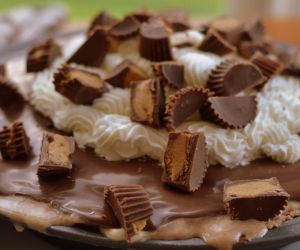 Reese's Peanut Butter Ice Cream Pie