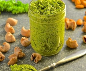 Kale & Almond Pesto