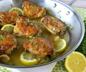 Crispy Chicken Thighs with Lemon and Thyme