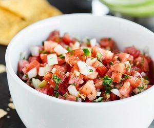 Easy Pico de Gallo