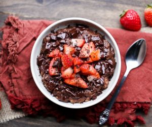 Chocolate Strawberry Oatmeal (GF + Vegan)