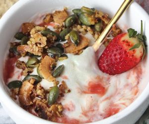 Rhubarb Ginger Yogurt