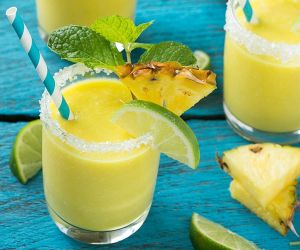 Pineapple Coconut Smoothie