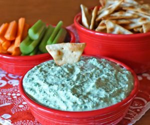 Kale and Artichoke Greek Yogurt Dip