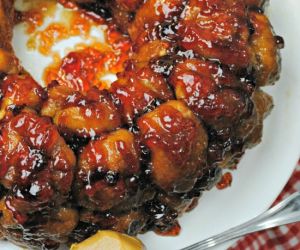 Peanut Butter and Jelly Monkey Bread