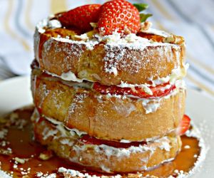 Strawberry and Cream Stuffed French Toast