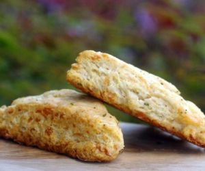 Cheddar Scones