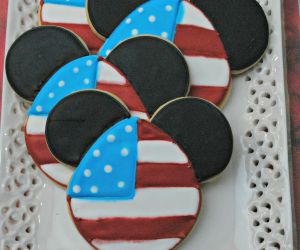 Mickey Mouse 4th of July Cookies