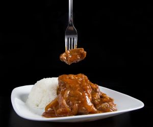 Pressure Cooker Pork Chops with HK Tomato Sauce