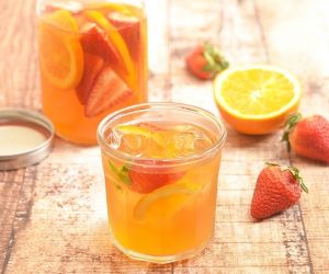 Strawberry Orange Refrigerator Iced Tea