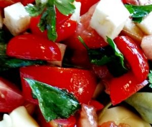 Tortellini Caprese Salad #CookoutWeek