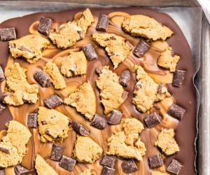 Peanut Butter Chocolate Chip Cookie Bark