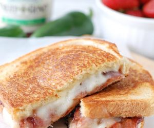 Strawberry Jalapeno Bacon Grilled Cheese