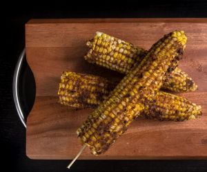 Taiwanese Pressure Cooker Corn on the Cob