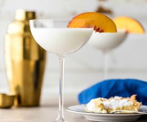 Gooey Butter Cake Martini