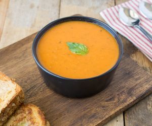 30 minute tomato basil soup