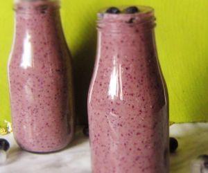 Blueberry Banana Oatmeal Smoothie