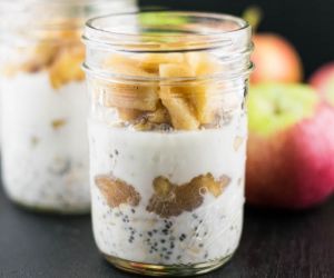 Caramel Apple Chia Overnight Oats