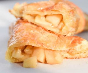 Easy Caramel Apple Puff Pastry Turnovers