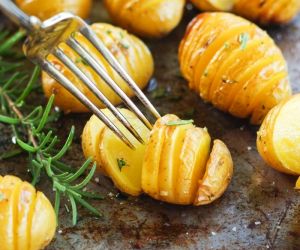 Roasted Rosemary Hasselback Potatoes