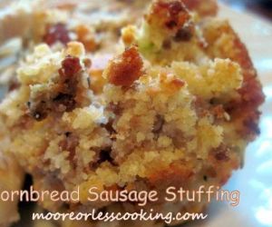 11 BEST STUFFING RECIPES FOR THANKSGIVING!