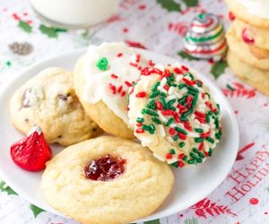 Five Christmas Cookies One Dough