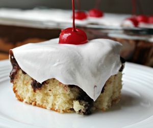 Hot Fudge Poke Cake - Foody Schmoody Blog 