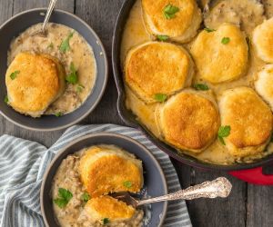 Biscuits and Gravy Skillet Cobbler