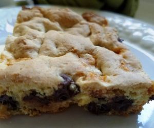 CHOCOLATE BUTTERSCOTCH COOKIE BARS