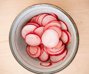 AIP Lime Pickled Radishes [Paleo, Keto] – An Easy Side Dish Recipe