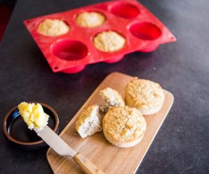 Keto “Cornbread” Muffins Recipe