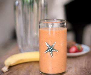 Carrot Apple Banana Smoothie Recipe [AIP, Paleo, Dairy-Free]