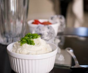Creamy Paleo Cauliflower Mash Recipe [Dairy-Free, Keto, AIP]